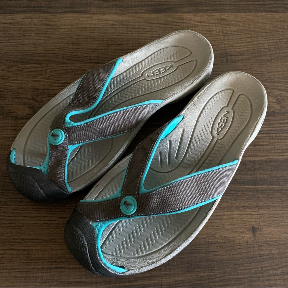 Keen Sandals Size 8